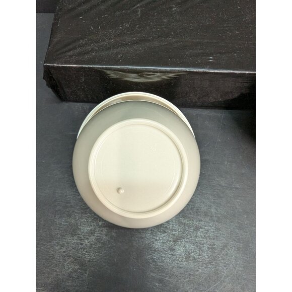 Vintage Melmac Melamine White Cream and Sugar Set with Lid - Picture 6 of 6